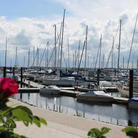 Apartment Near Castle Bothmer *