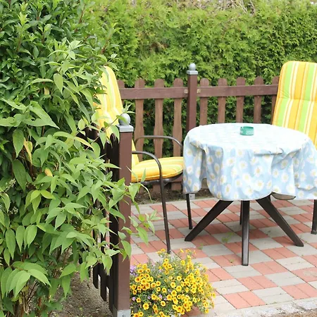 Near Castle Bothmer *