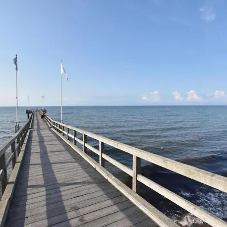 Near Castle Bothmer Klutz